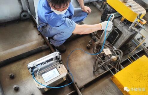 使用爐氣校驗儀比對碳勢，保證數(shù)據(jù)